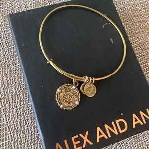 Alex&Ani Bracelet✨